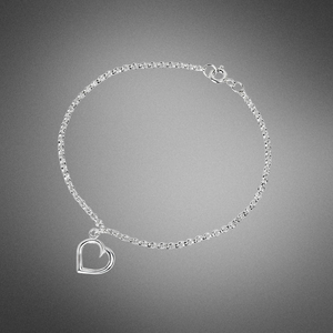 Beatson Cancer Charity: Bespoke Heart Charm Bracelet