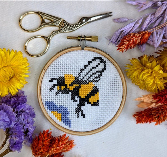Bee Cross Stitch Kit 3